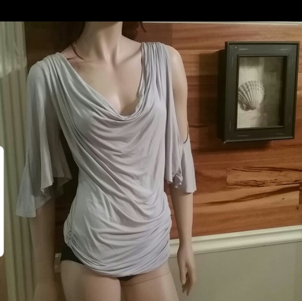 Looking for a top like this!!!!!